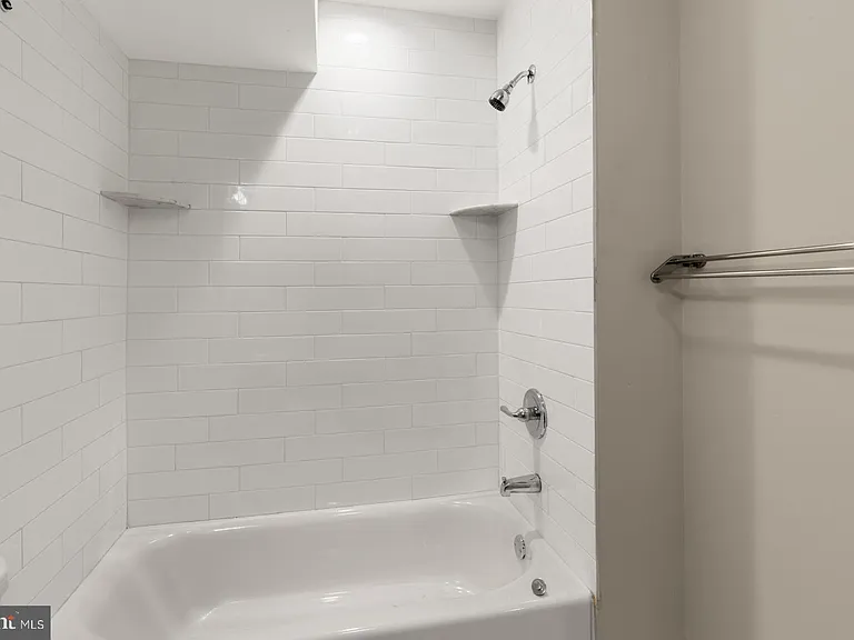 1250 N 25th St #A — Photo 26