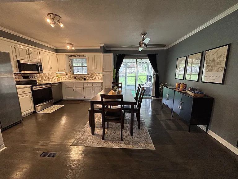 3533 S Debra St — Photo 12