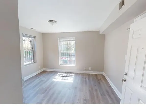 3064 30th St SE, Washington, DC