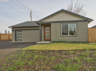 2215 NE 88th St, Vancouver, WA 98665