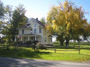 7373 Lake Ave, Williamson, NY 14589
