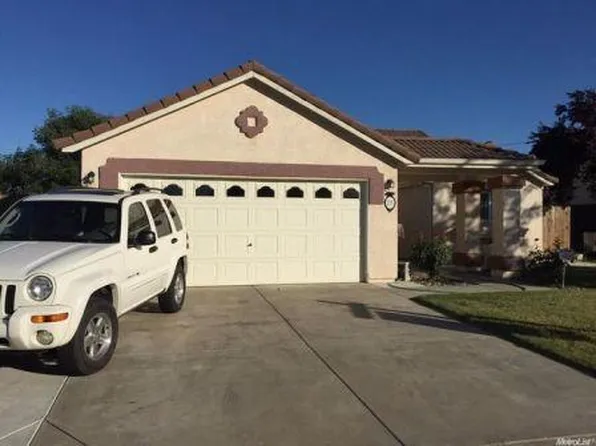 175 Sunday Dr, Turlock, CA 95382