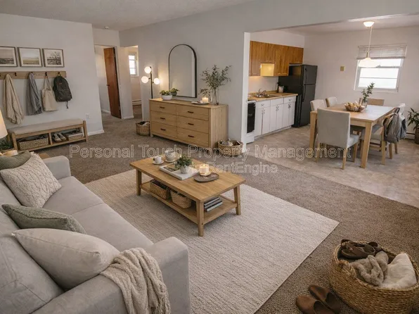 2818 8th St N Unit 4, Fargo, ND 58102