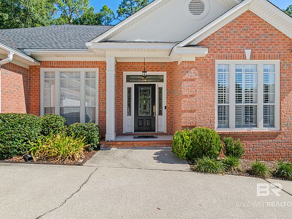 4th image of 105 Ashton Ct