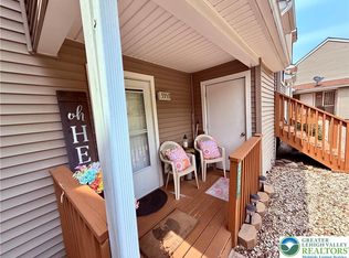 3353 Windermere Dr, Bushkill, PA 18324