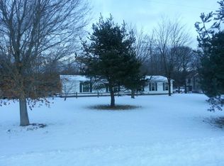 4236 Cribbins Rd, Clyde, MI 48049