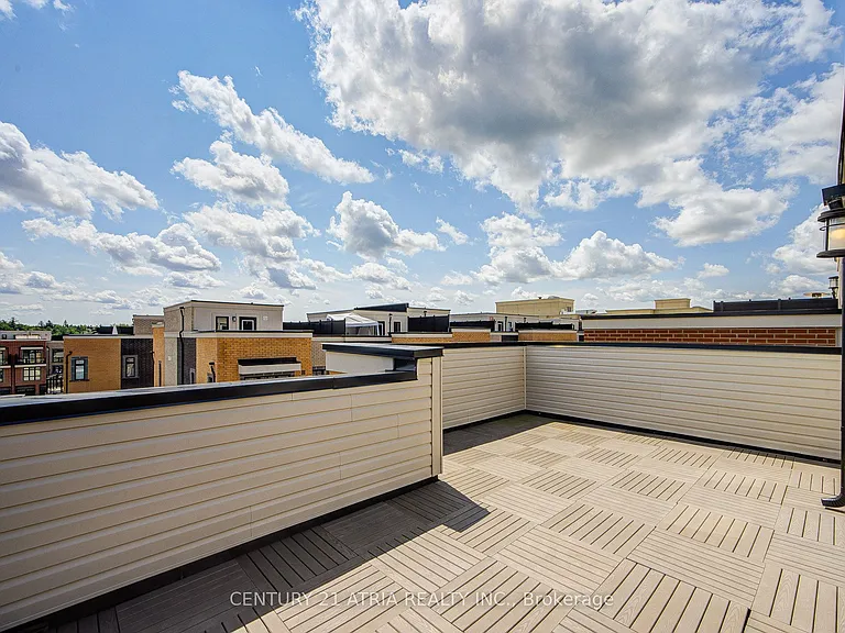 1 Bond Cres #1 — Photo 48