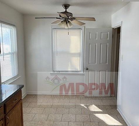 5th image of 18457 Whitcomb St