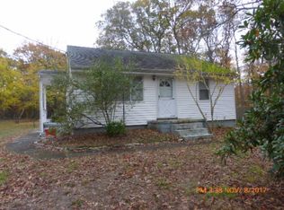 99 Sally Ln, Ridge, NY 11961