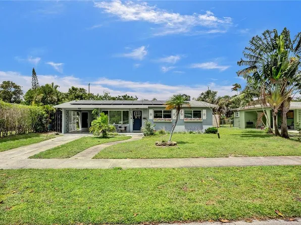 725 Date Palm Drive, Lake Park, FL 33403