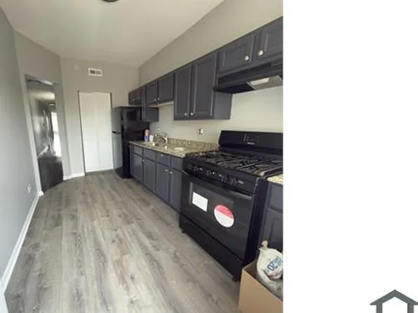 3656 S Indiana Ave, Chicago, IL