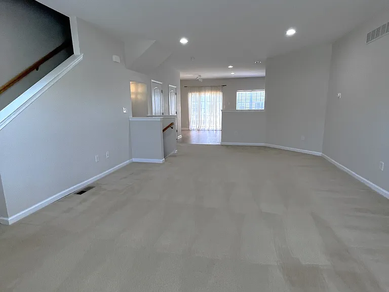 447 Toftrees Dr — Photo 6
