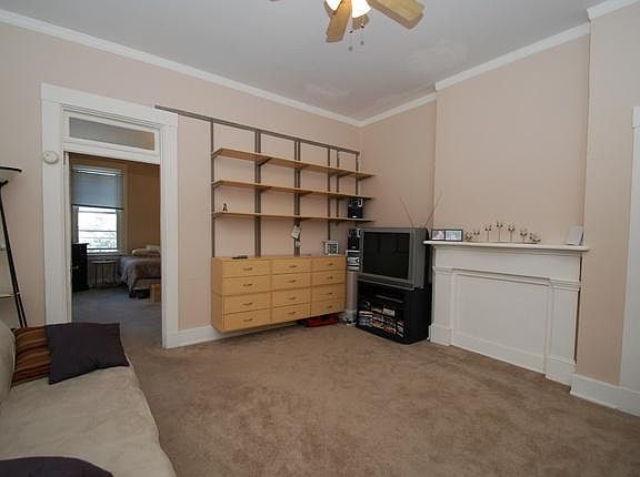 3rd image of 2341 W Clifton Ave