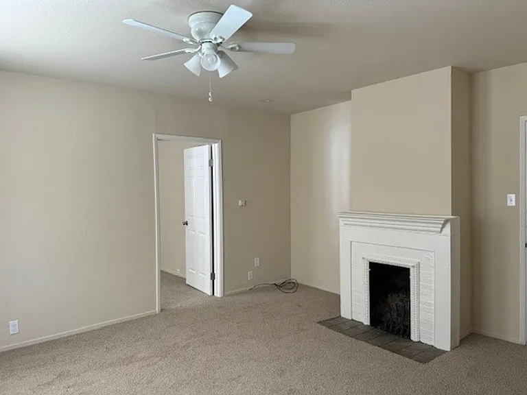 1306 Whipple — Photo 3