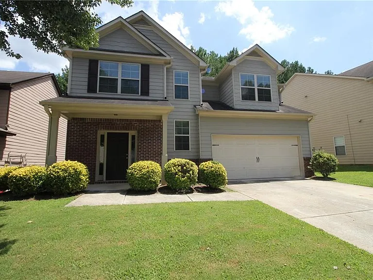 1317 Castleberry Dr — Photo 1