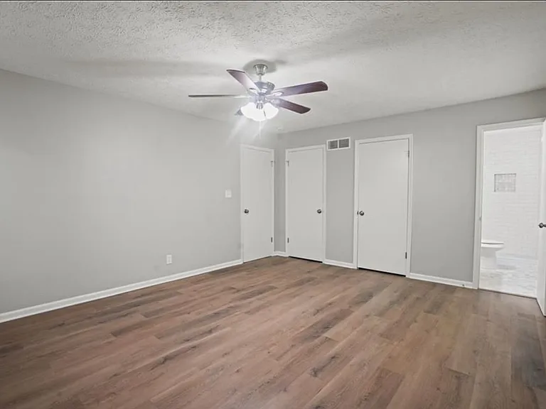 703 Navaho Ct — Photo 14