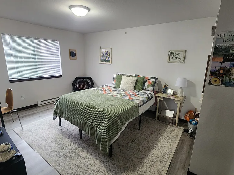 2546 118th St #202 — Photo 36