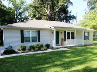 6840 Lakeside Ln, Evansville, IN 47712