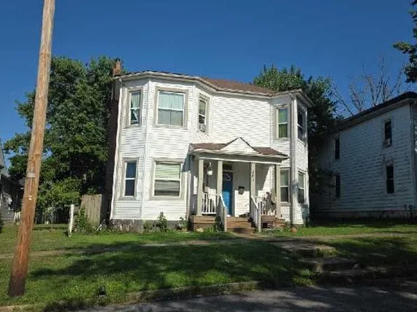 301 S 5th St, De Soto, MO 63020