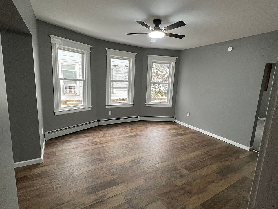 1st image of 175-177 S Hancock St