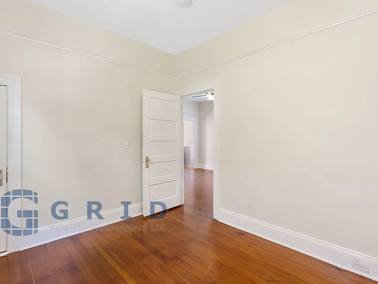 3922 N Michigan Ave — Photo 7