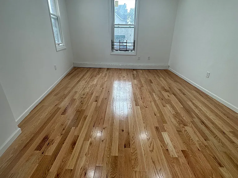 190 Clinton Ave #2 — Photo 15