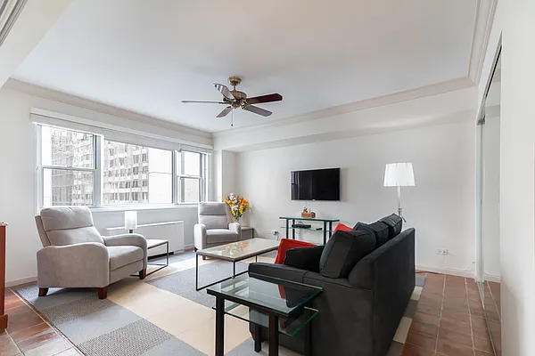 Sold by Compass | media 1