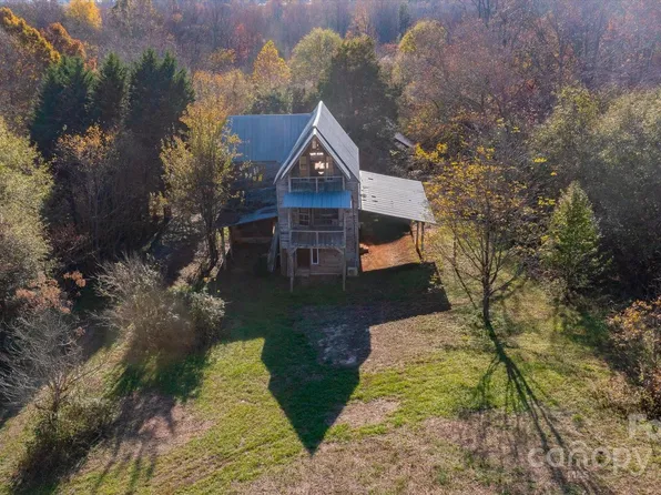 315 School House Rd, Casar, NC 28020