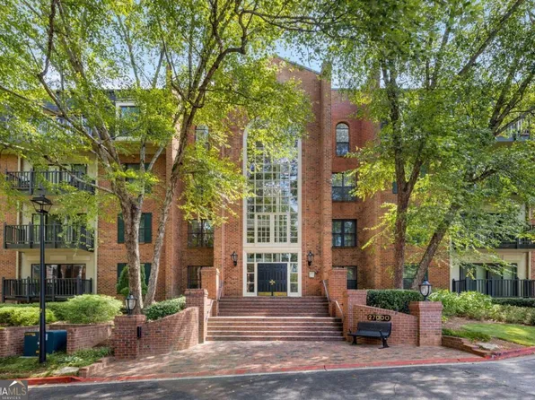 27410 Plantation Dr NE, Atlanta, GA 30324