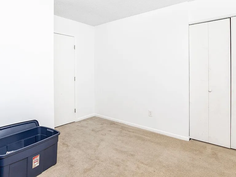 3864 Meadowbrook Ct — Photo 17