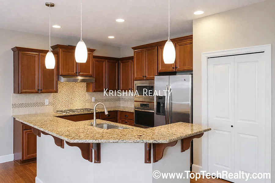 Beautiful Home & Ideal Location! | 5 Beds + 3 Full Baths | Gorgeous Appliances | Large Backyard — Photo 2