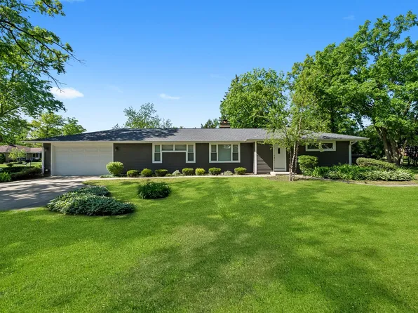 311 N Shady Ln, Elmhurst, IL 60126