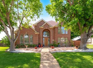 1301 Breamar Dr, Carrollton, TX 75007
