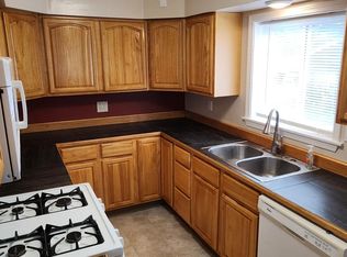 228 Blaine St, Grove City, PA 16127
