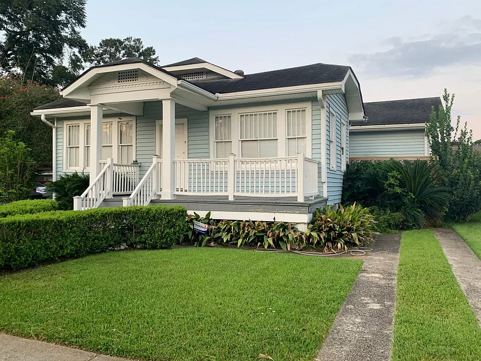 202 Dodge Ave