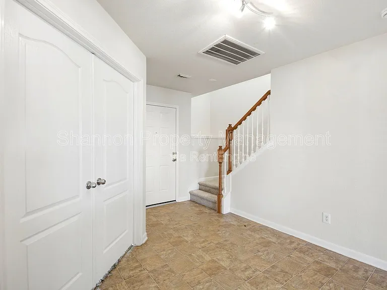 526 Remington Lodge Ct — Photo 7