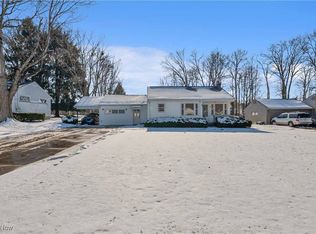 125 Island Dr, Poland, OH