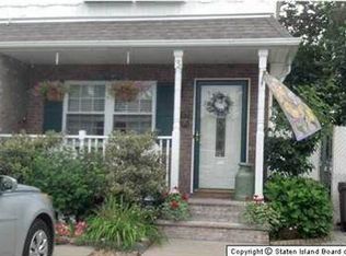3 Northern Blvd, Staten Island, NY 10301