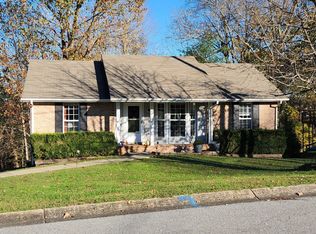 837 Lennox Rd, Clarksville, TN 37042