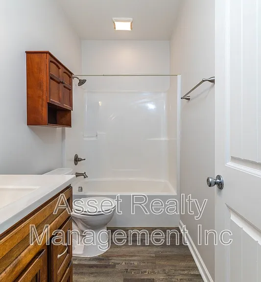 5532 Libby Way — Photo 16
