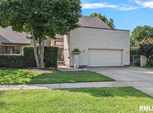 3116 Turning Mill Dr, Springfield, IL 62704