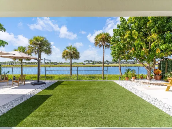 11938 SW 253rd Ter, Homestead, FL 33032
