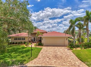 1038 Contento St, Sarasota, FL 34242