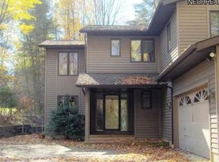 17732 Rauland Dr, Walton Hills, OH