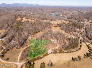 1212 Mehaffey Rd, Knoxville, TN 37931