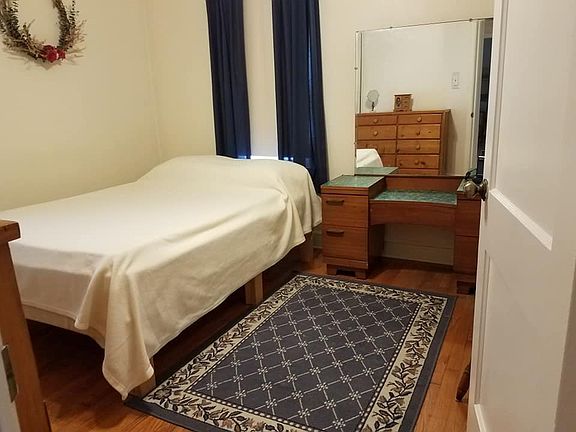 4th image of 112 Wood St