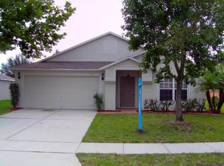 3209 Amberley Park Cir, Kissimmee, FL 34743