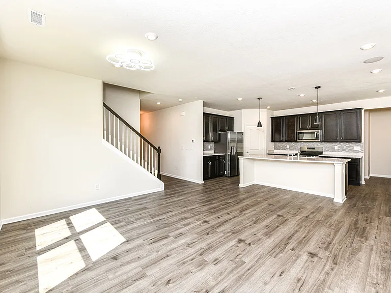 5465 Dunhaven Rd — Photo 16