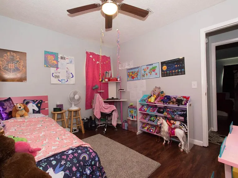 122 Briarwood Dr — Photo 3