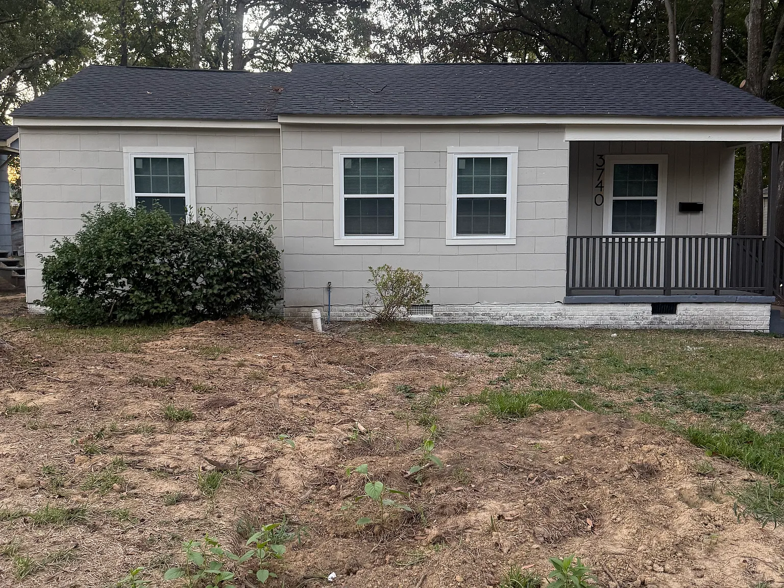 5 bed, 1721 sqft, $2,000 — Photo 1